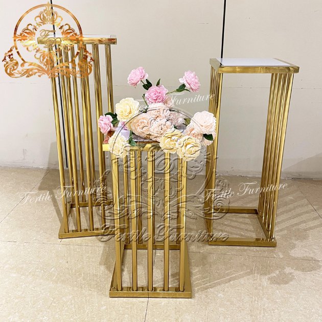 Square Stainless Steel Wedding Pillar Cake Table For Party Event