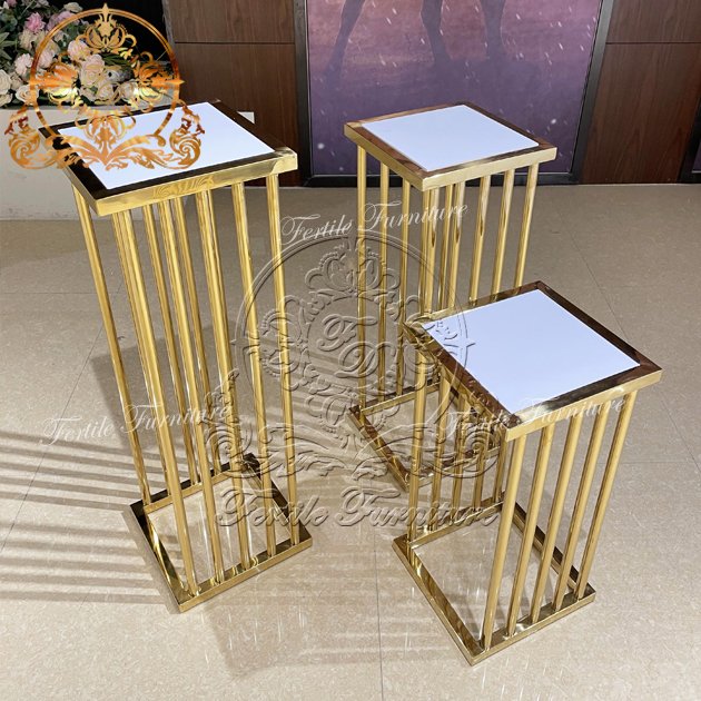 Square Stainless Steel Wedding Pillar Cake Table For Party Event