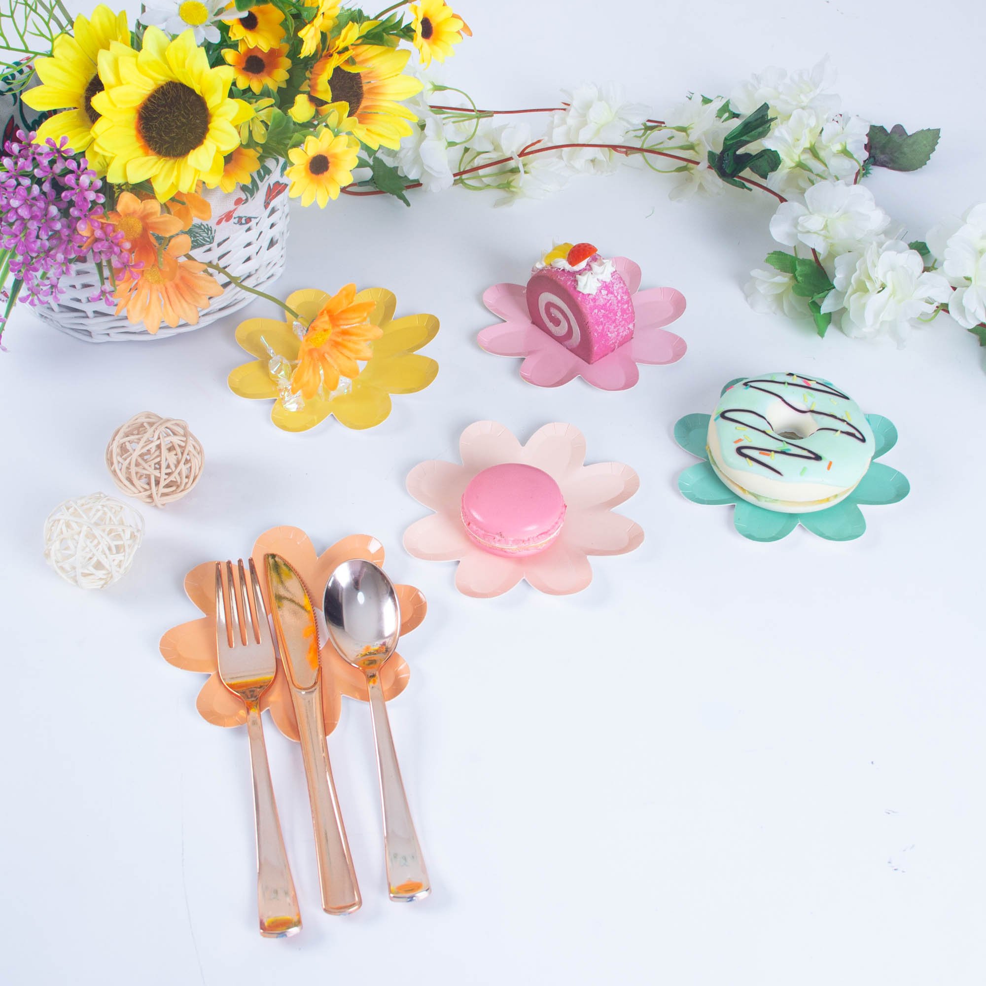 5inch Flower Dinner Plate Daisy Shape Disposable Plates Children'S Birthday Party Layout Decorative Cake Floral Plates