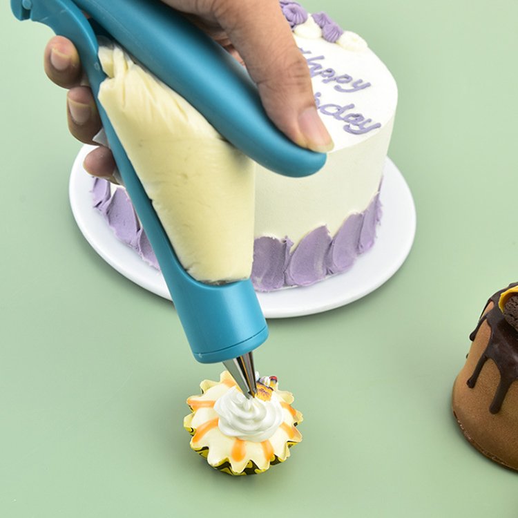 wholesale DIY make flowers cake decorating tools set icing set cake decorating tools cake decoration tools