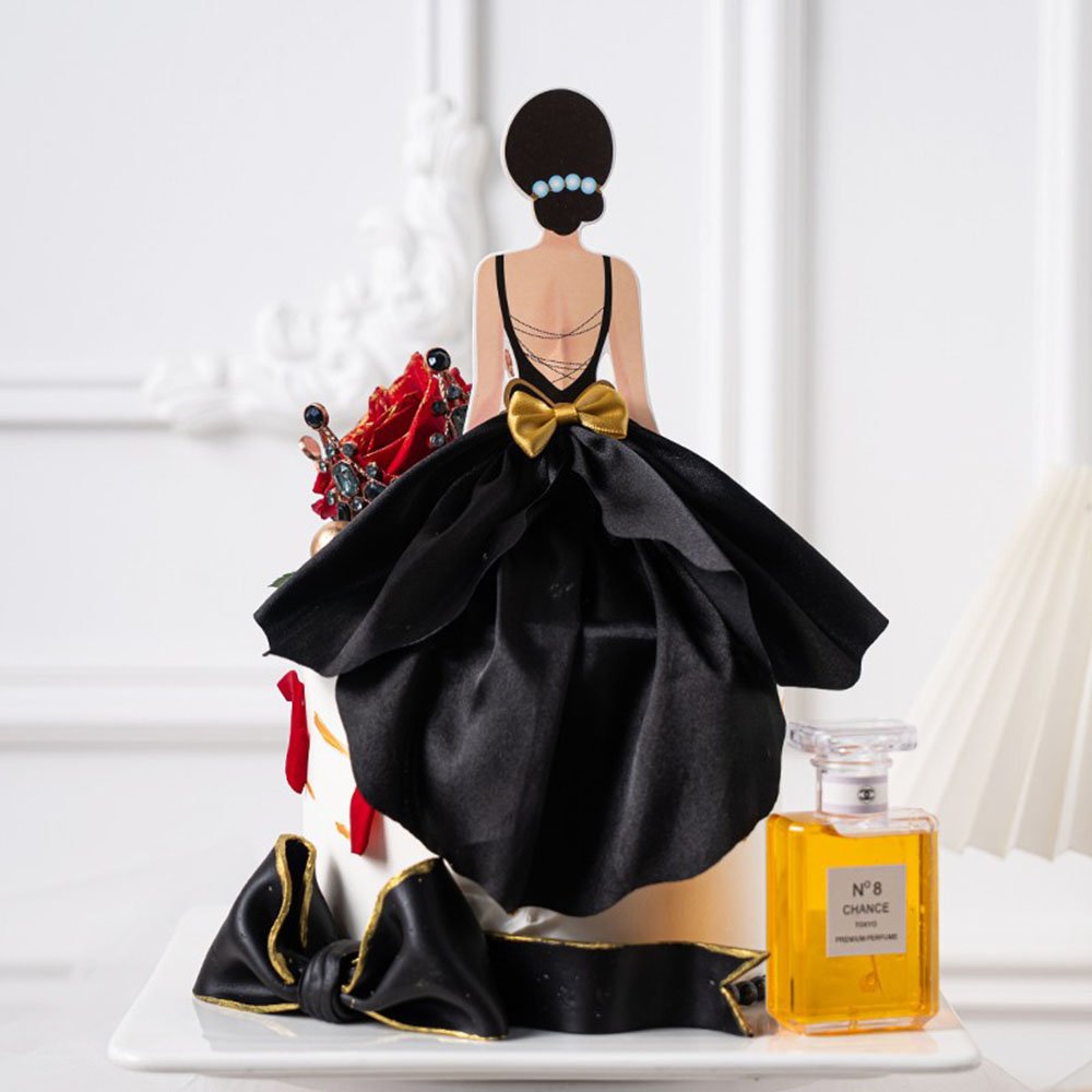 Valentine's Day Mother's Day cake decoration net red skirt figure plug-in mom happy birthday dessert table dress up