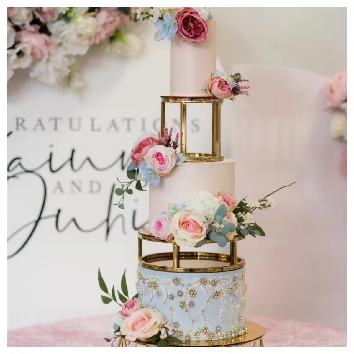 Factory wholesale Gold Metal wedding decorating supplies Iron Dessert Table Cake Decoration Display Rack Tray for party supplies