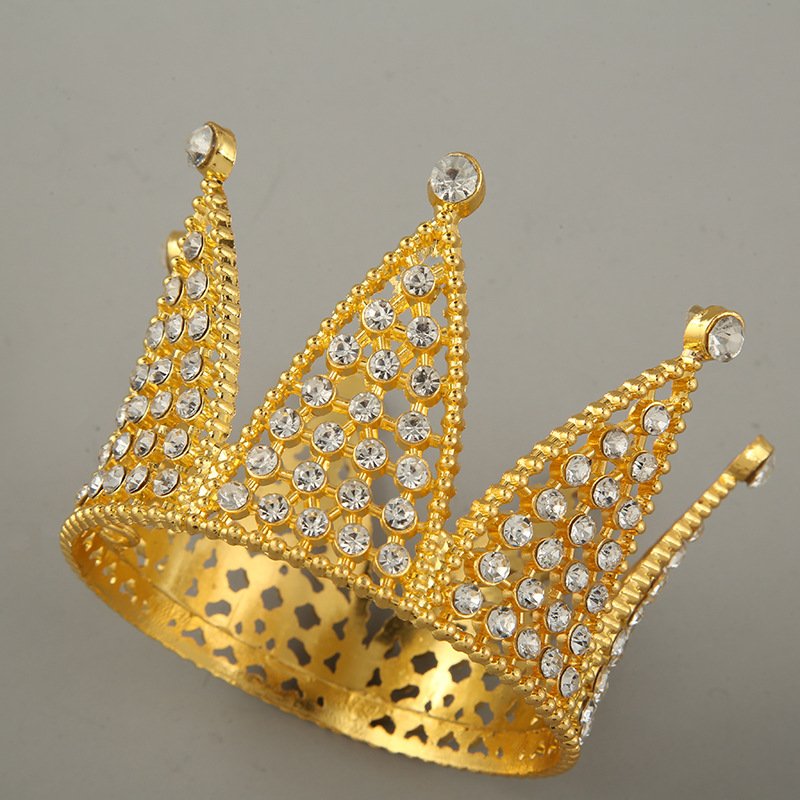 7.5cm *5.7cm round Princess Rhinestone Crowns Decorative Cake Crowns & Tiaras for Home Hair for Christmas Graduation Decorations