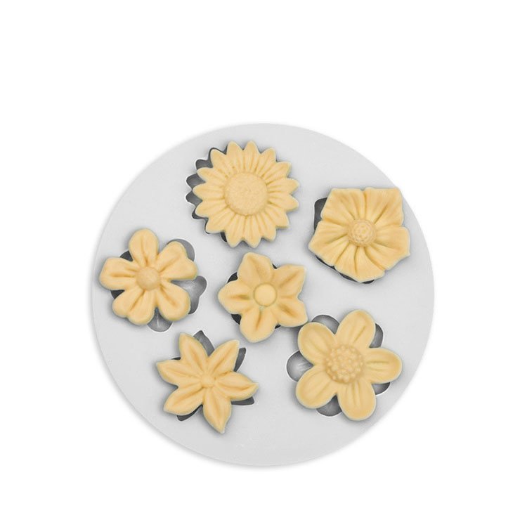 YS Factory Made Daisy Wild Chrysanthemum Shape Mold Chocolate Silicone Kitchen Baking Fondant Cake DIY Decorating Candle Tools