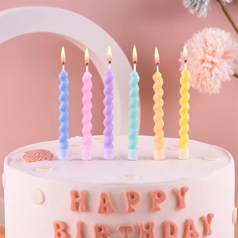 Creative Curve Internet celebrity romantic heartstrings macaron colored threaded birthday cake decoration party candles