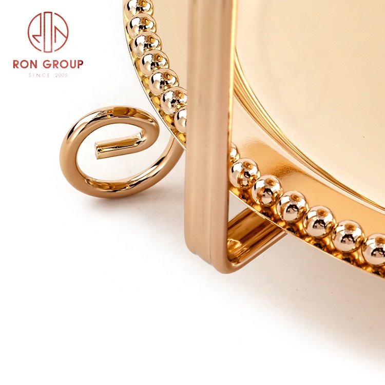 Wholesale luxury buffet restaurant metal dessert tray set two tier banquet party use gold cake stands for wedding cakes