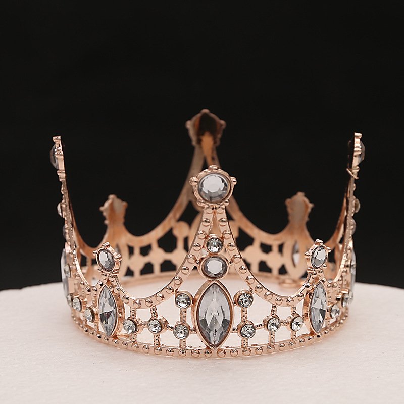New Rhinestone Crown Cake Topper Party Supplies for Women Kids Bouquet Birthday Cake Decorations Alloy Crown