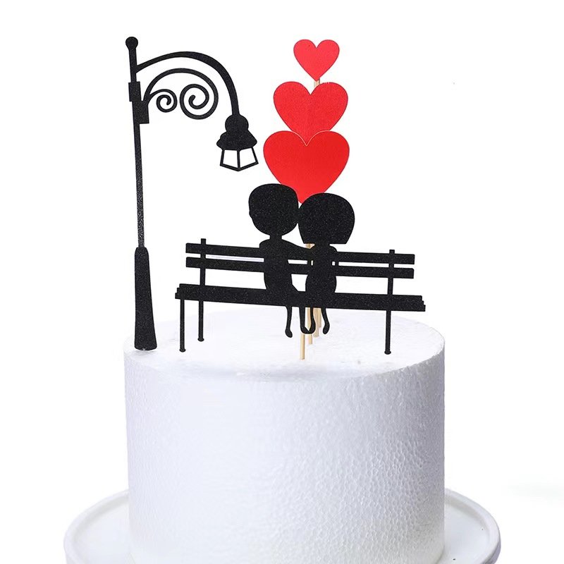 Hot selling paper Kissing couples Love cake decoration cake topper for Valentine's Day cake decoration