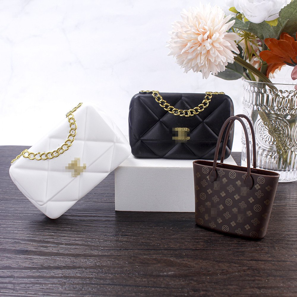 Cake Topper Plastic Mini Bag Cake Decoration Goddess Day Fragrant Grandma Bag Mothers Day Ornaments Cake Decorating Supplies