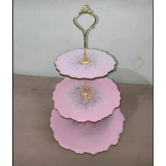 round Metal Cake Stand Wedding Serving Tray for Home Hotels Restaurants 100% Natural Ins Style Silicone Serving Accessories