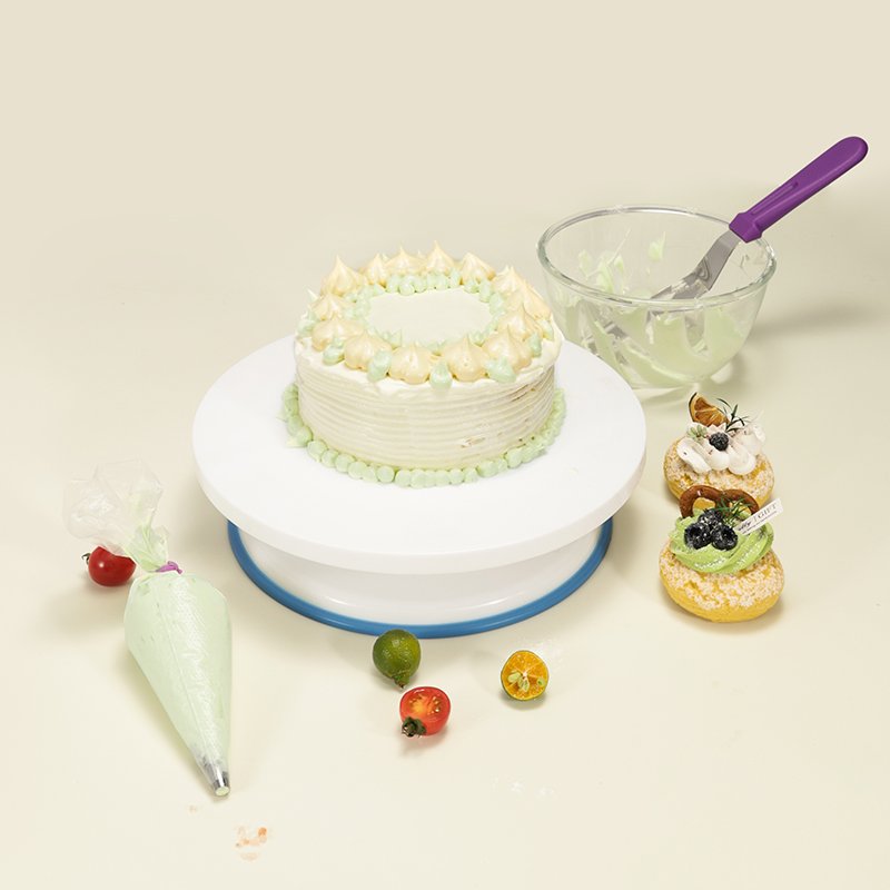 nozzle tips pastry piping bags Cake stand Decorating Tools Kit Baking Supplies Set