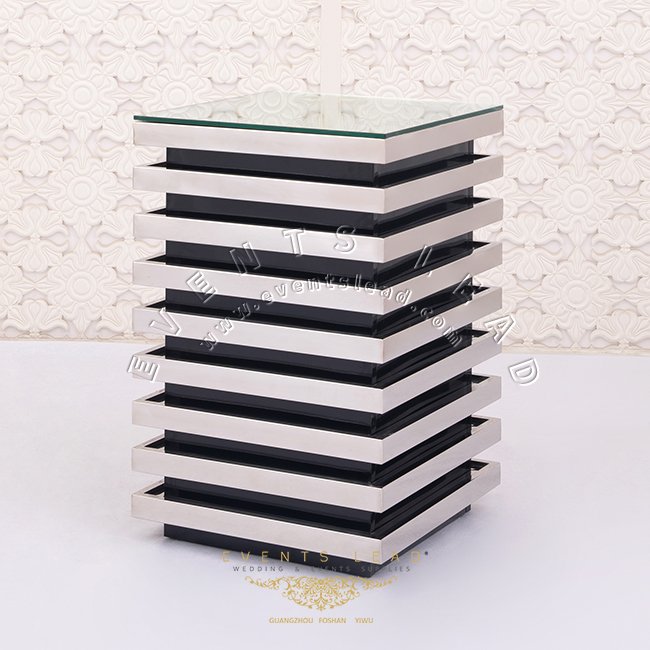 Elegant wedding decoration table cake high luxury cake table