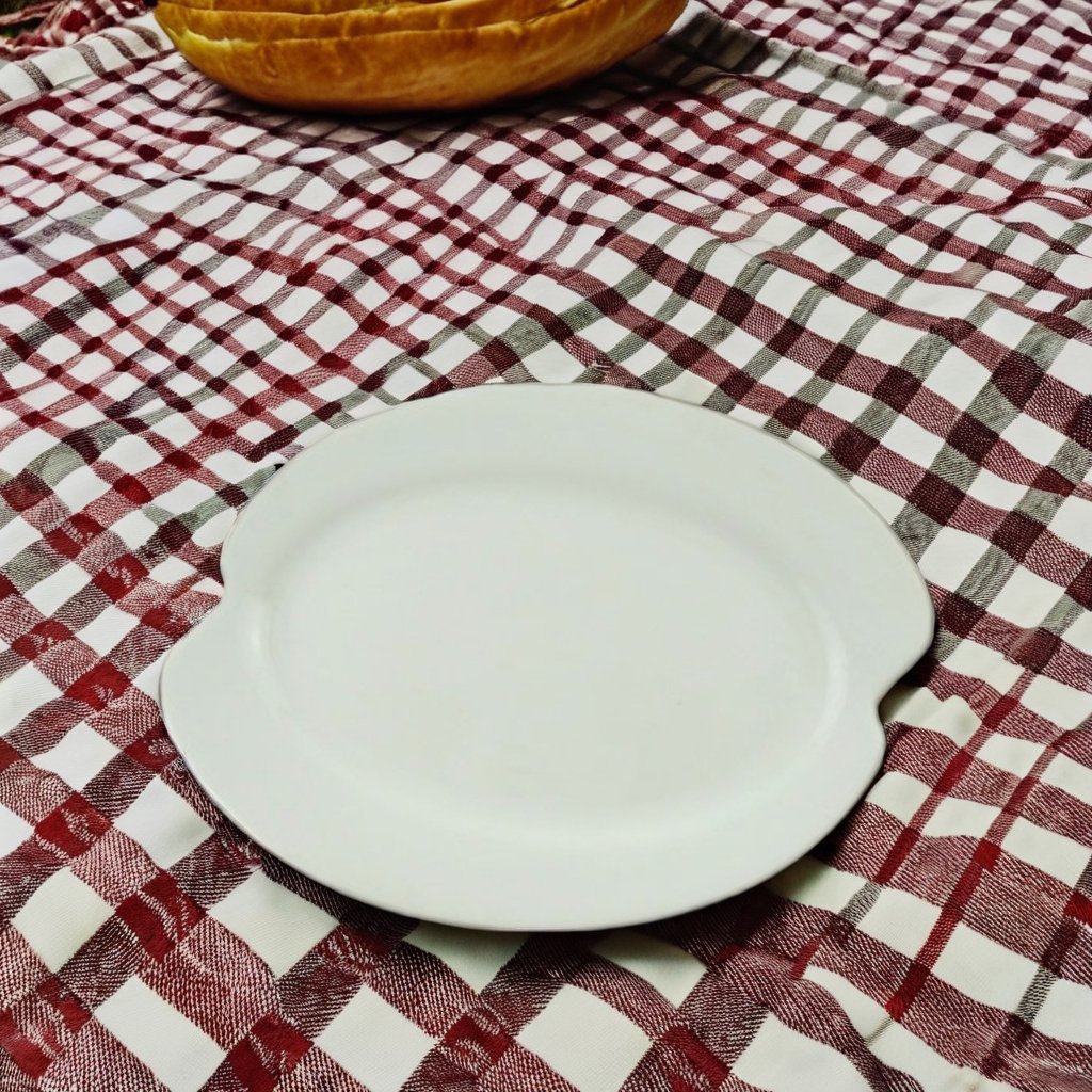 Hot Sale Porcelain Dinnerware Set Oval Shape Plate for Appetizer Salad Wedding Party Supplies Personalized Design Style