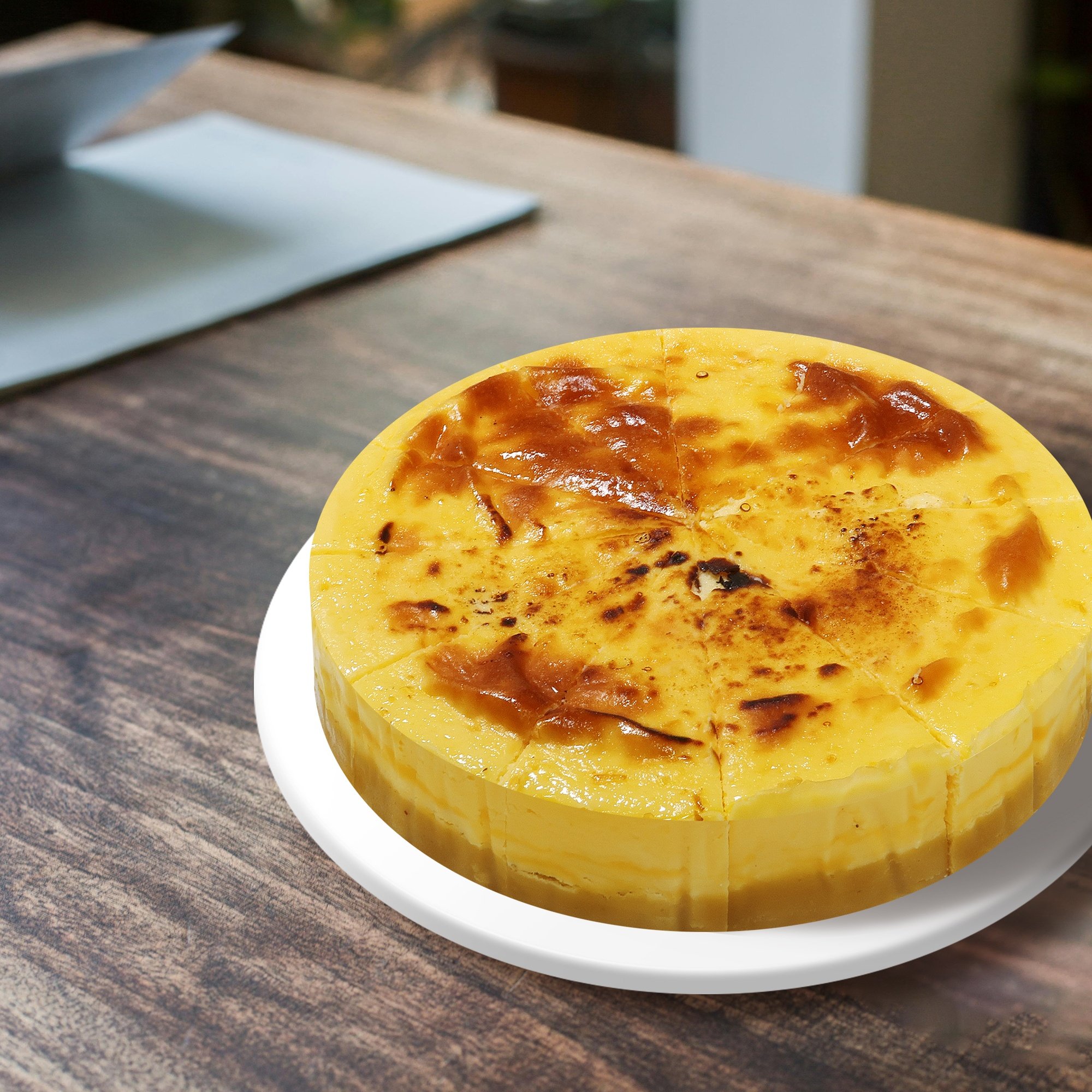 Direct Supply Cheap Price Breakfast Full range of frozen cakesCute dessertsWholesale of 7-inch Chestnut Basque Cake