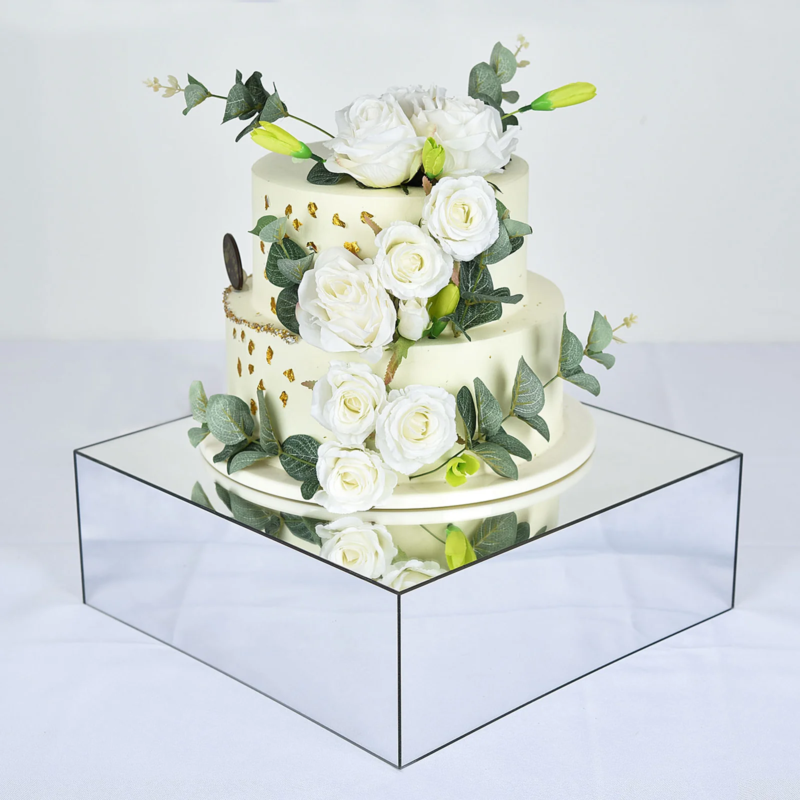 Gaojian Custom Size Color Acrylic Display Racks Table Display Stand Exhibiting Buffet Food Jewelry Catering Boxes Nesting Risers