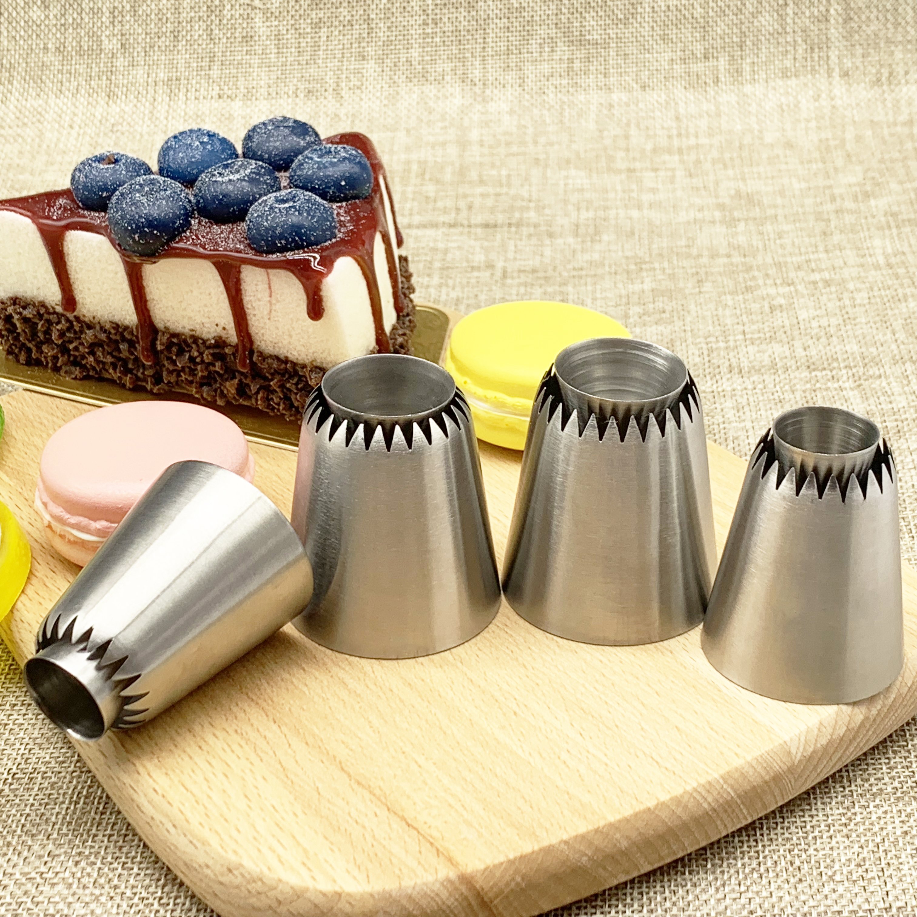 Russian Romia 8/18 Stainless Steel Cake Decorating Icing Piping Nozzle Tip