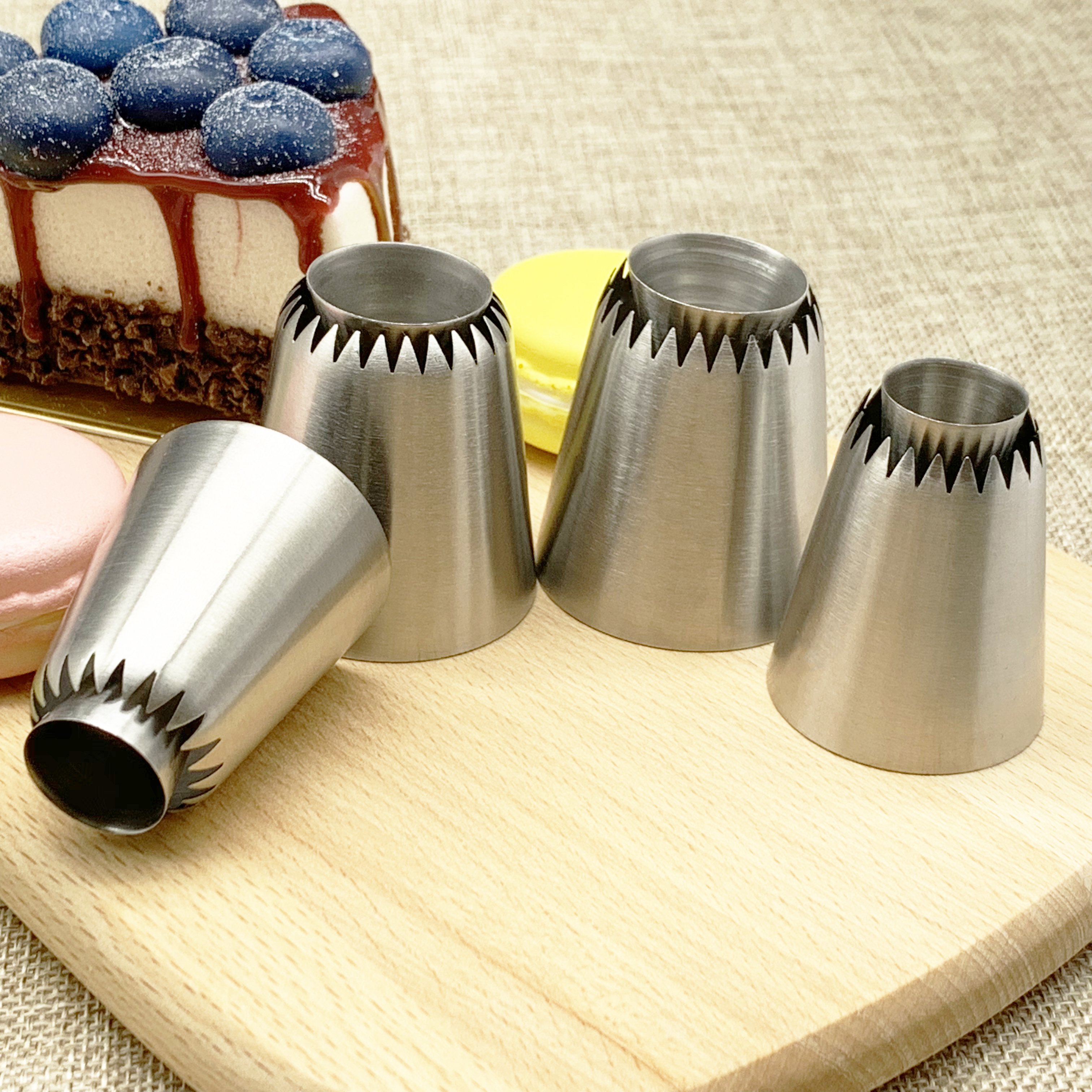 Russian Romia 8/18 Stainless Steel Cake Decorating Icing Piping Nozzle Tip