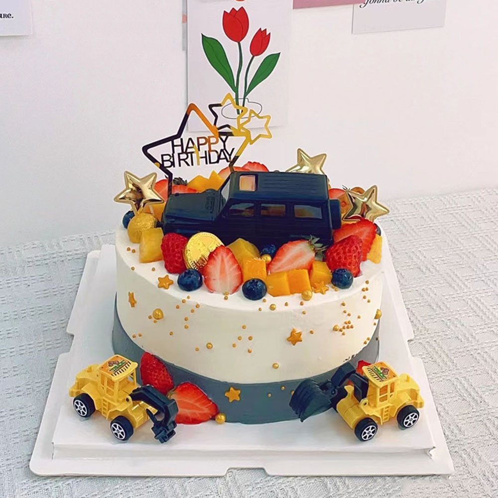 Mini children's car toys Plastic car birthday cake decoration accessories Baking dessert table