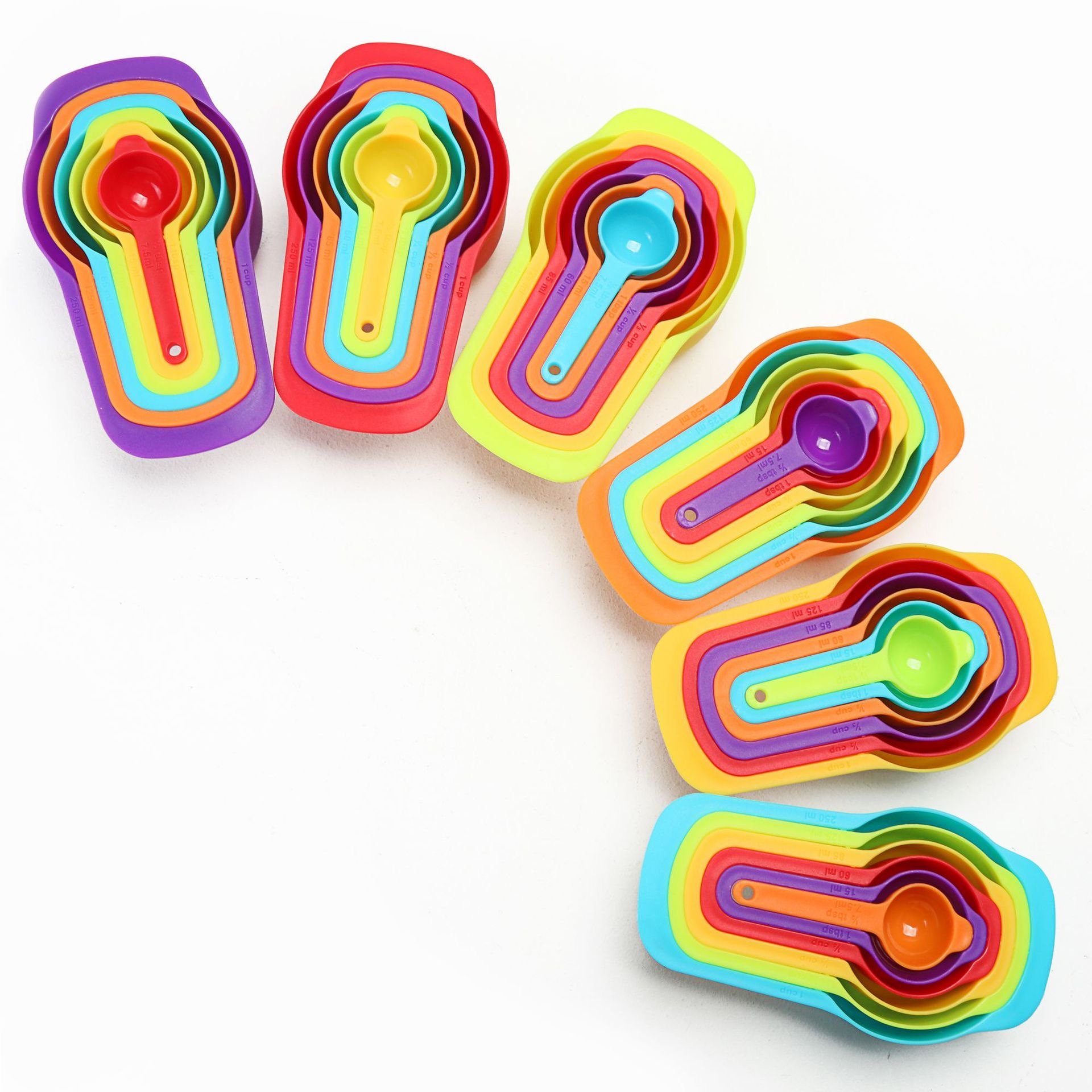 Hot Selling 6-Piece Plastic Measuring Spoon Set with Graduated Cups Pastry Tools for Baking Cake Tools