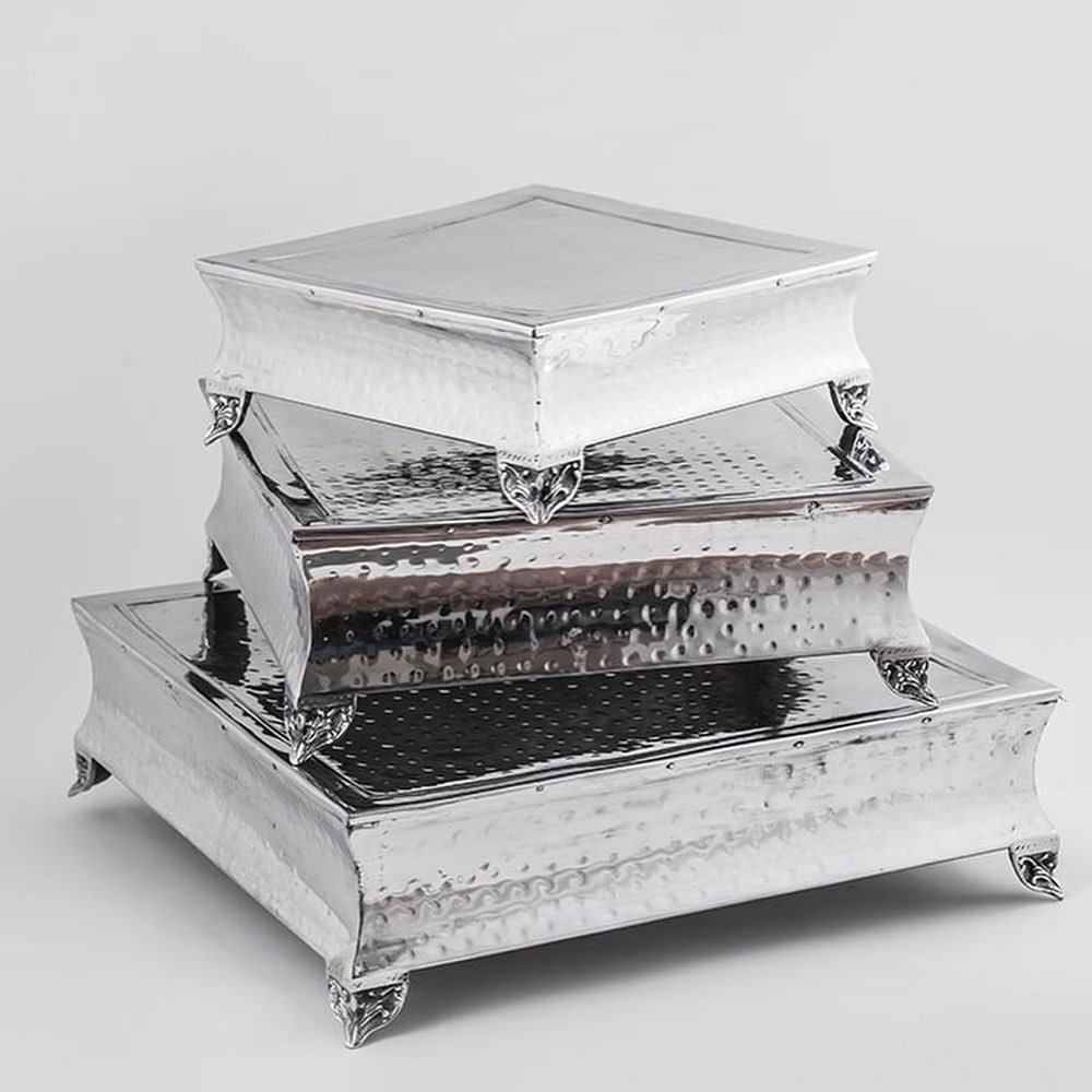 Wholesale Supply Cake Decorating Wedding Party Rotating Silver Round Metal Cake for birthday cake