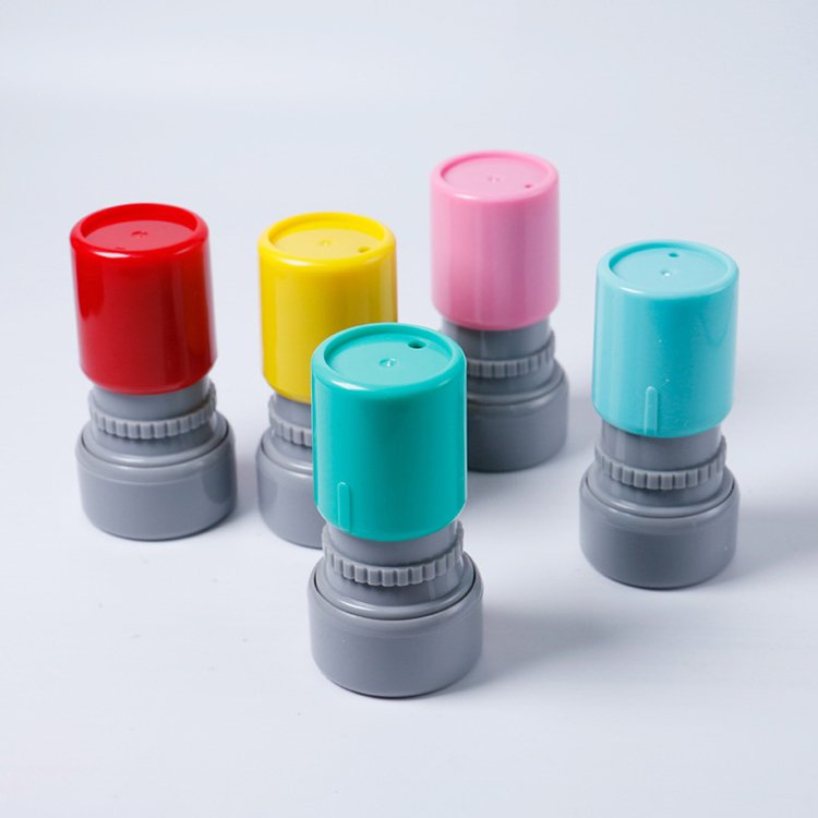 YS HA23 Cartoon Small Round Seal Teacher Comments Reward Color Light Sensitive Seal QC Seal Material Tools
