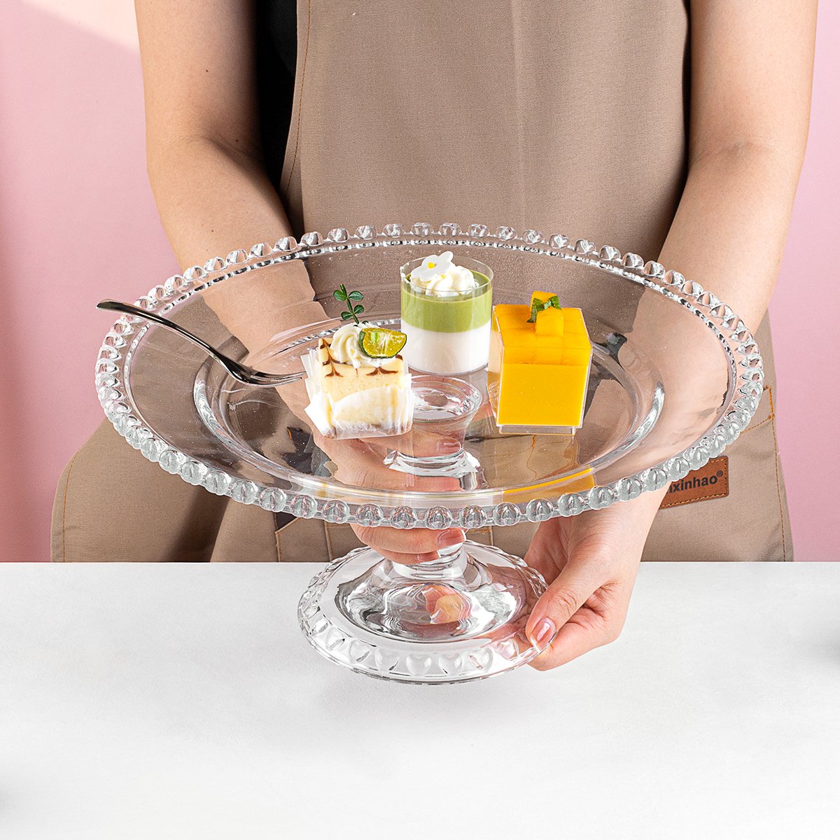 In Stock Fancy Wedding Cake Stand Cake Display Stand Pedestal Cake Stand With Heart Beaded Rim