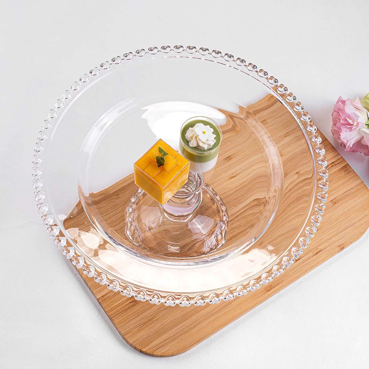 In Stock Fancy Wedding Cake Stand Cake Display Stand Pedestal Cake Stand With Heart Beaded Rim