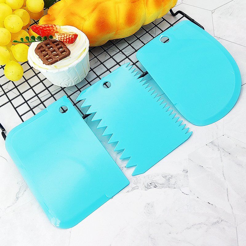 Long Toothed Plastic Cake Decorating Scraper Set Dough Cutter Cake Smoother Spatula Baking Icing Tools
