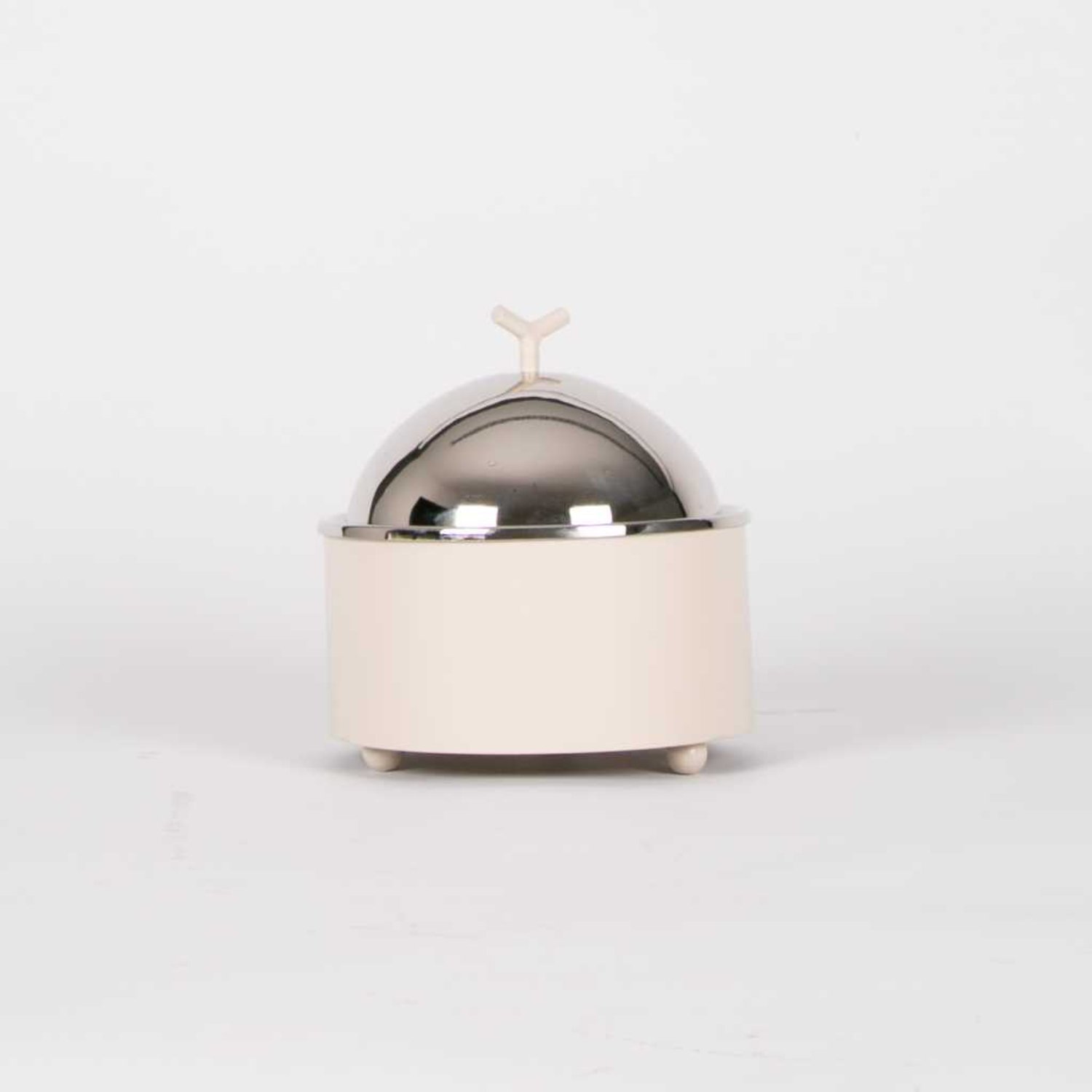 Round Copper Casserole with Lid in Gold and Pink Color with Handi Bowl Design Perfect for Food Storage in Kitchenware
