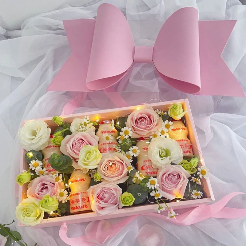 Valentine's Day Bow Gift Box Empty Box High-grade Transparent Cover Gift Rose Flower Portable flower cake box Suppliers