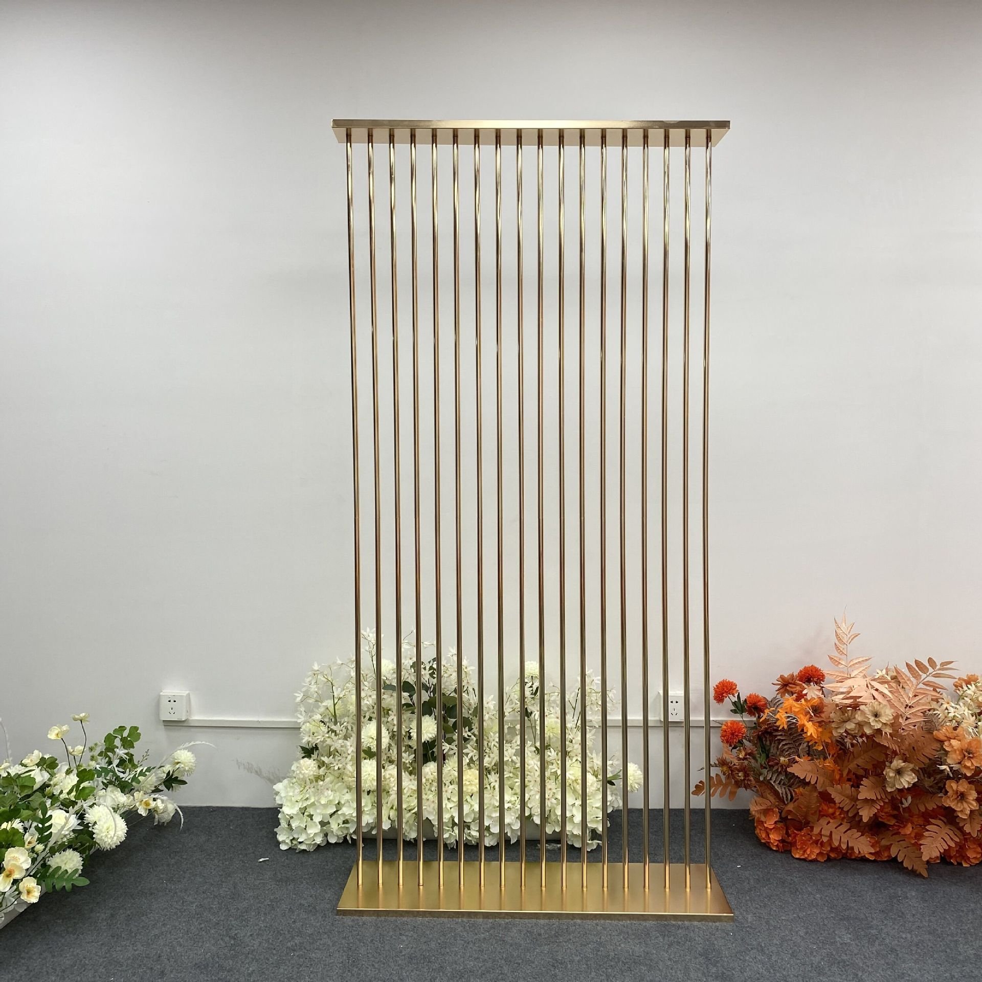 2M Iron Square Screen Gilded Flower Stand Wedding Arch Props Backdrop Geometric Shelf Cake Pillar Birthday Party Supplies Frame