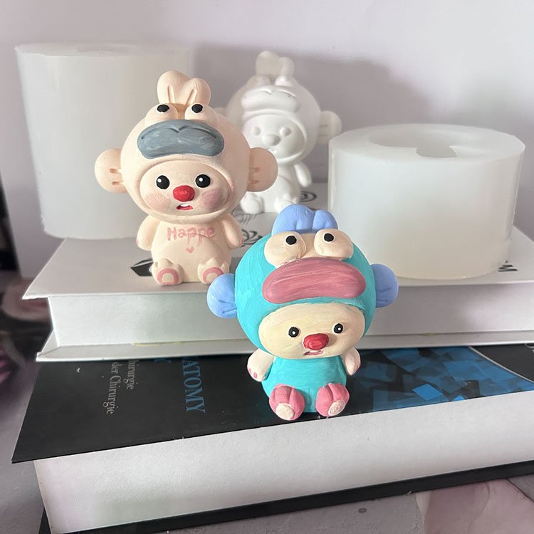 Three-dimensional Cartoon Candle Silicone Mold DIY Key chain Gypsum Doll Mold Aromatherapy Candle Ornament Children's Toy Gifts