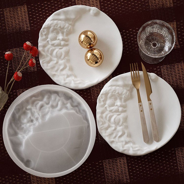 YS Moon Santa Claus Tray Silicone Molds Round Jewelry Display Tray Christmas Decorations Casting Mould DIY Gypsum Plate Making