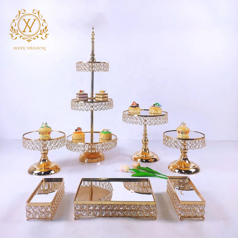 New Light Luxury Wedding Party Supplies Gold Silver Cake Stand Metal Crystal Dessert Tables for Wedding Celebration Decorations
