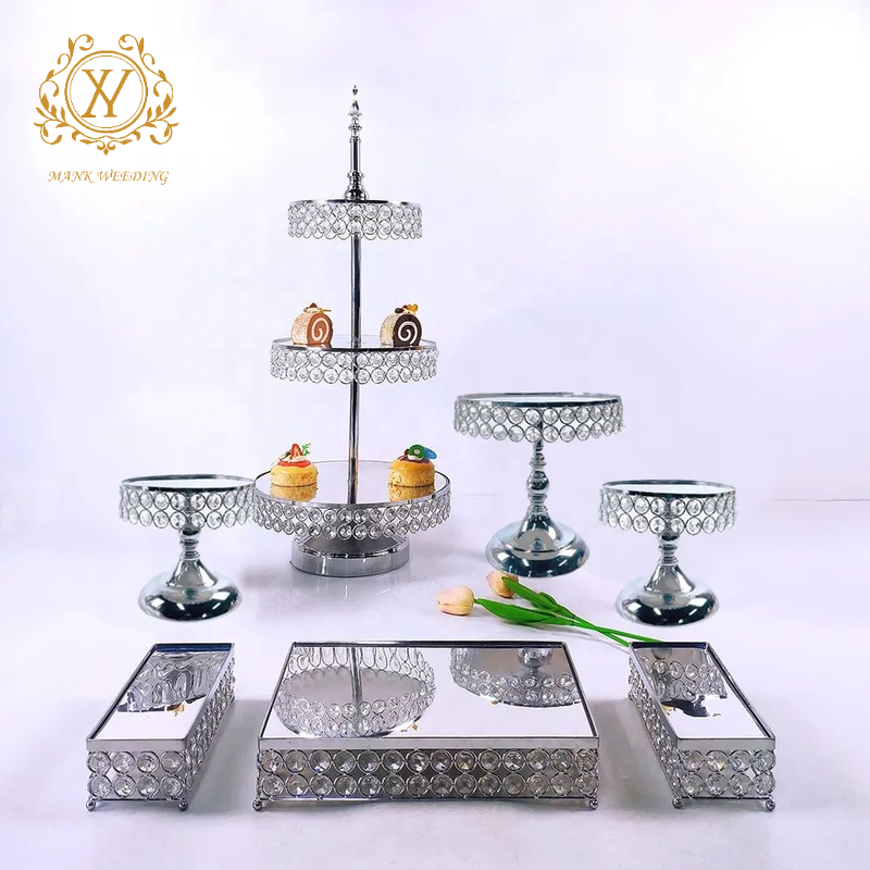 New Light Luxury Wedding Party Supplies Gold Silver Cake Stand Metal Crystal Dessert Tables for Wedding Celebration Decorations