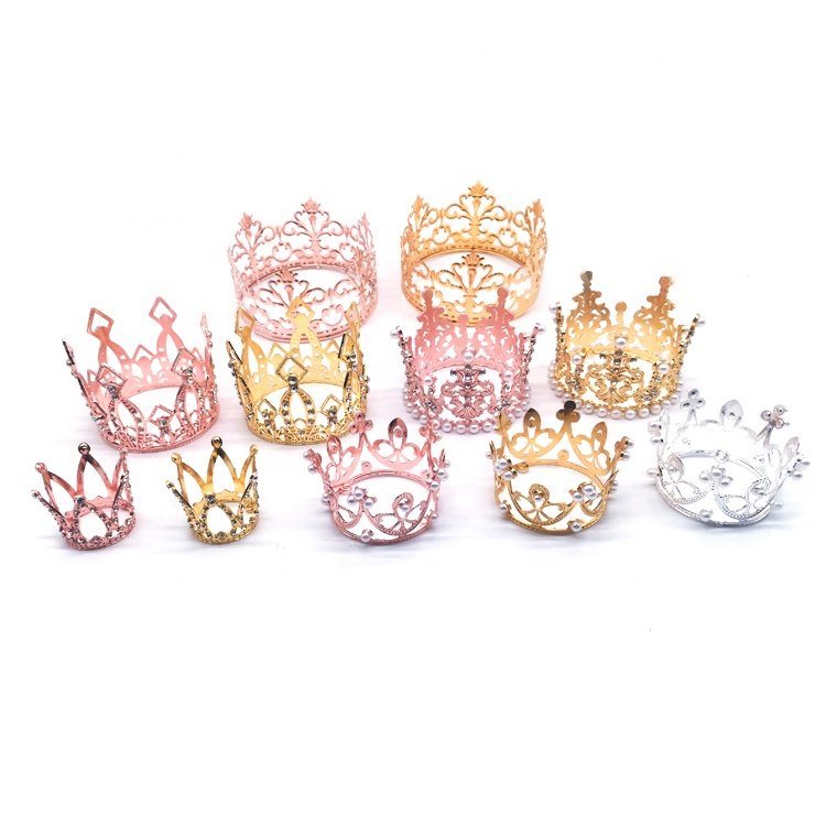 wholesale small round crystal rhinestone crown cake decoration tiara