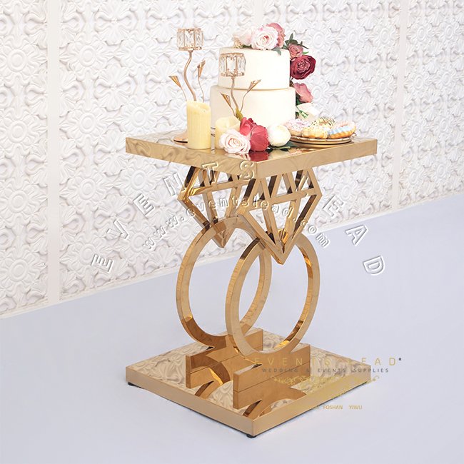Shiny diamond shape luxury stainless steel cake table wedding gold table cake