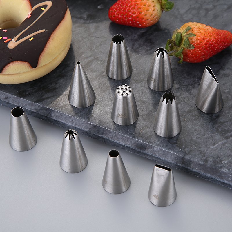 Hot Sale Stainless Steel Cake Nozzles Set DIY Cake Decorating Supplies Baking Piping Tips Nozzles