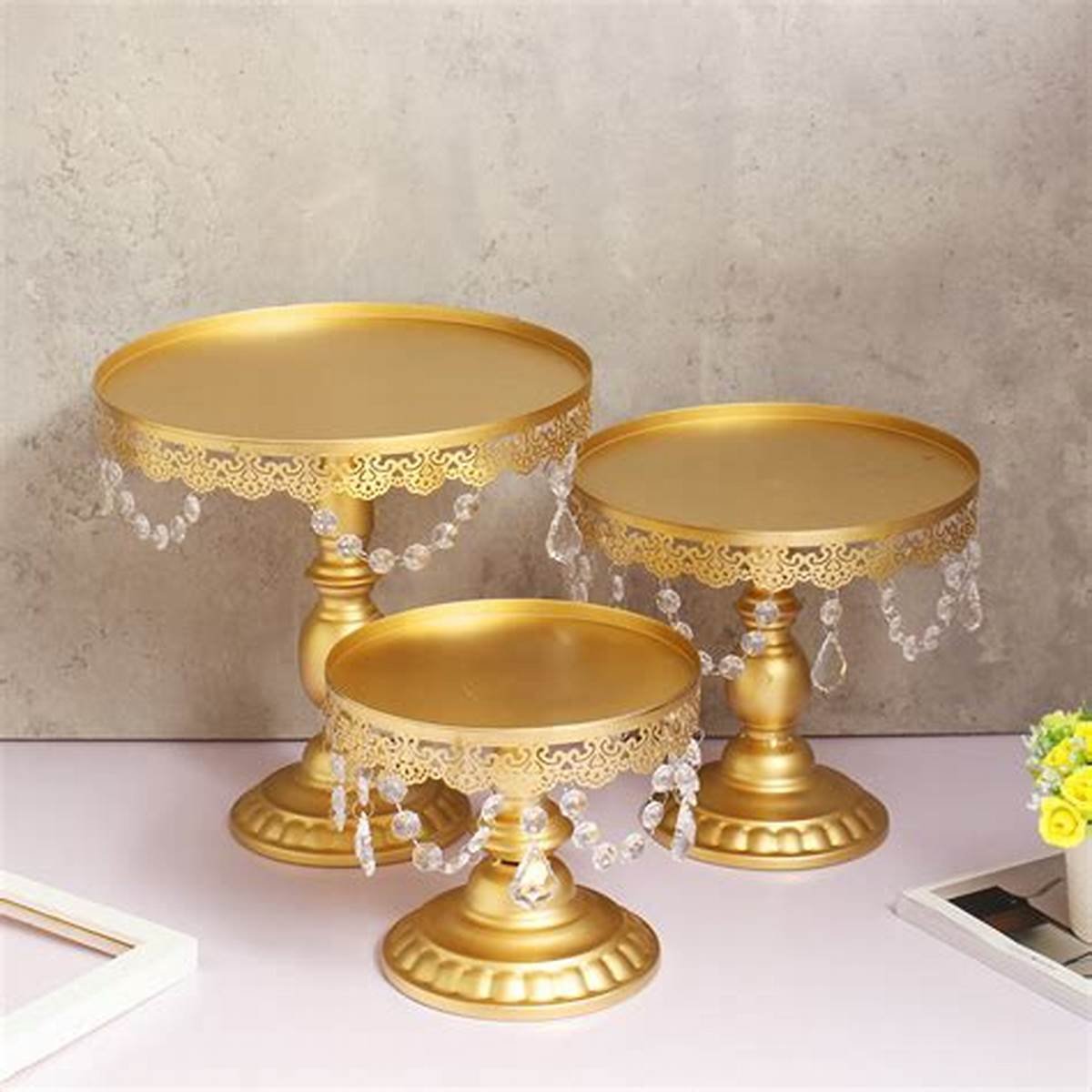 Metal gold cake stand for wedding birthday home party cupcake stand supplies and decorations Cake Stand