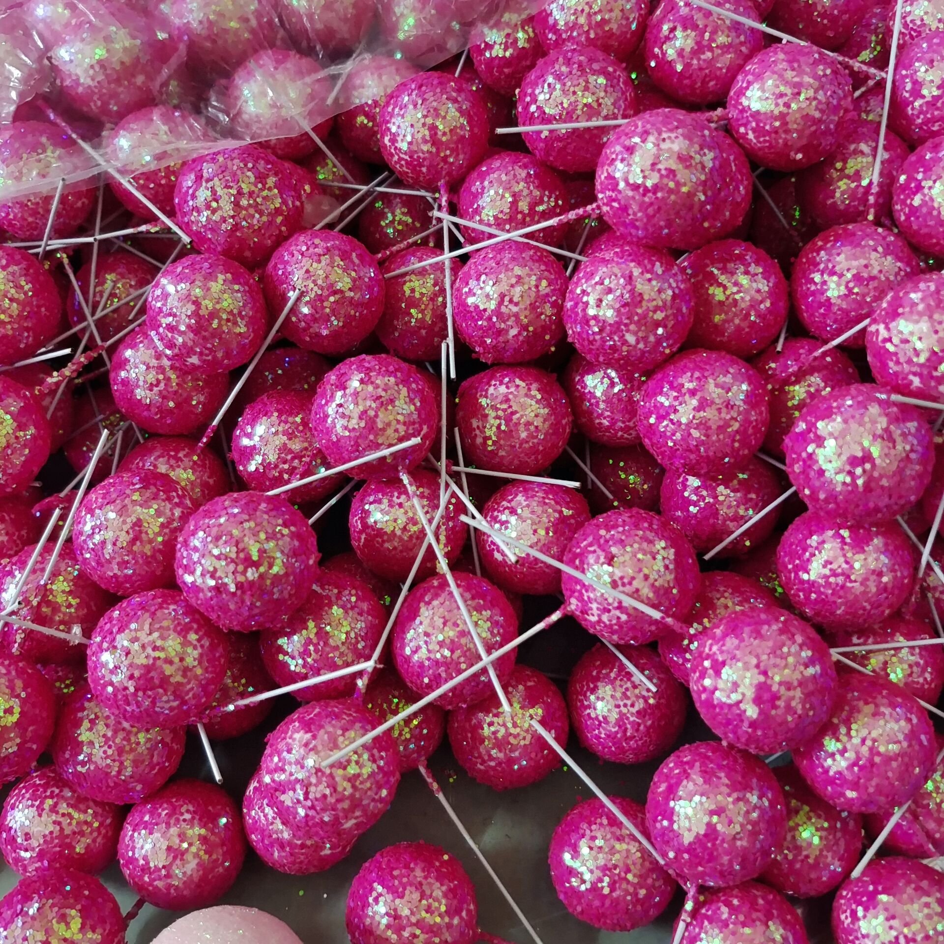 New Baking Supplies Cake Topper Gold Silver Foam Ball Glitters Powder Faux Balls For Cake Decoration