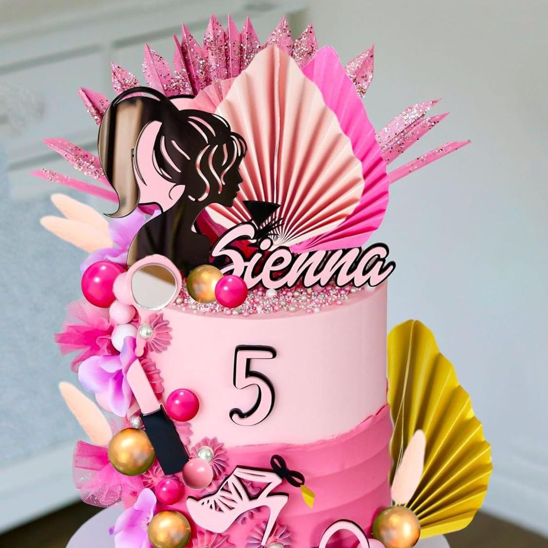 Princess Cake Topper Cake Decoration for Girl with balls and palms for Girl Kid Happy Birthday Party Decorations Supplies