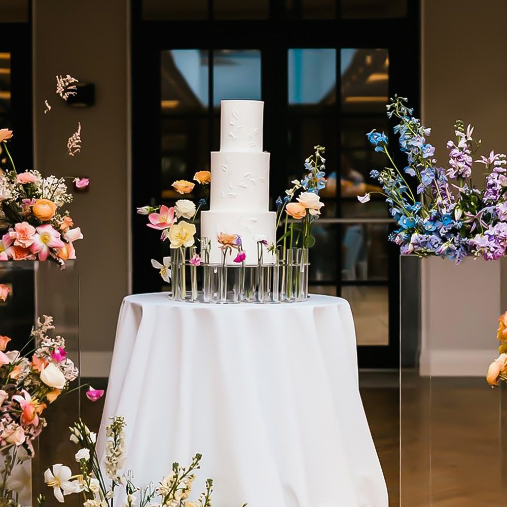 Gaojian Hot Selling Custom Wedding Acrylic Square Dessert Flower Stand Cake Stand For Wedding Party Decorations