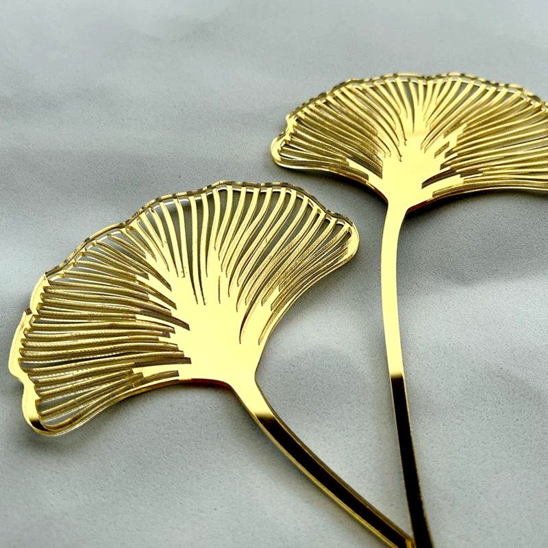 New arrival golden Ginkgo leaf cake decoration acrylic cake card baking cake topper for Party Decoration Supplies