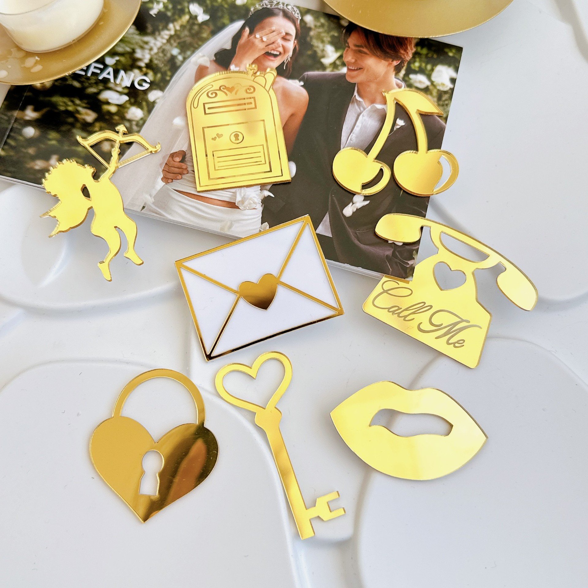 Factory Wholesale Valentine's Day Cupcake Toppers Gold Acrylic Cake Decorating Supplies Happy Valentine's Day Letter Cake Topper
