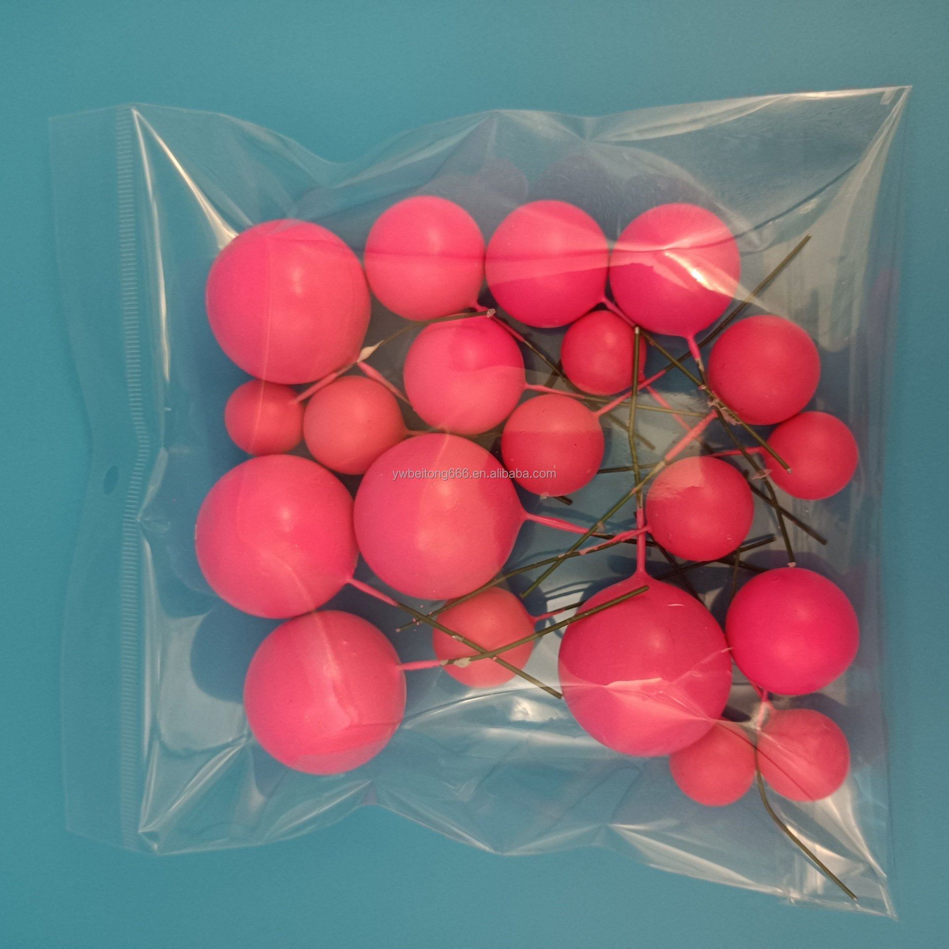 20pcsVersatile Foam Picks and Cake Decoration Kits with Gold and Silver Balls for Creative Baking and Festive Occasions