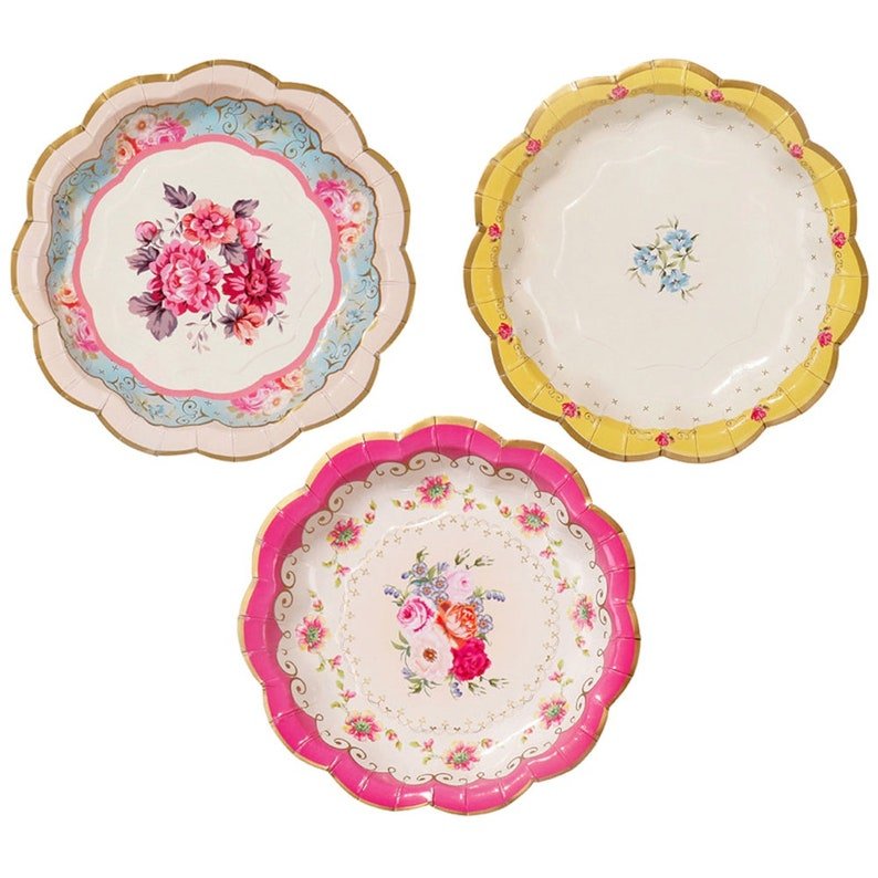 Wholesales heavy duty 7 inch 18cm flower design unique Food level paper plate parties supplies