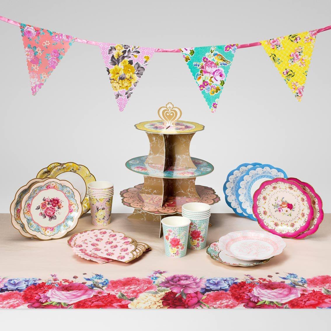 Wholesales heavy duty 7 inch 18cm flower design unique Food level paper plate parties supplies