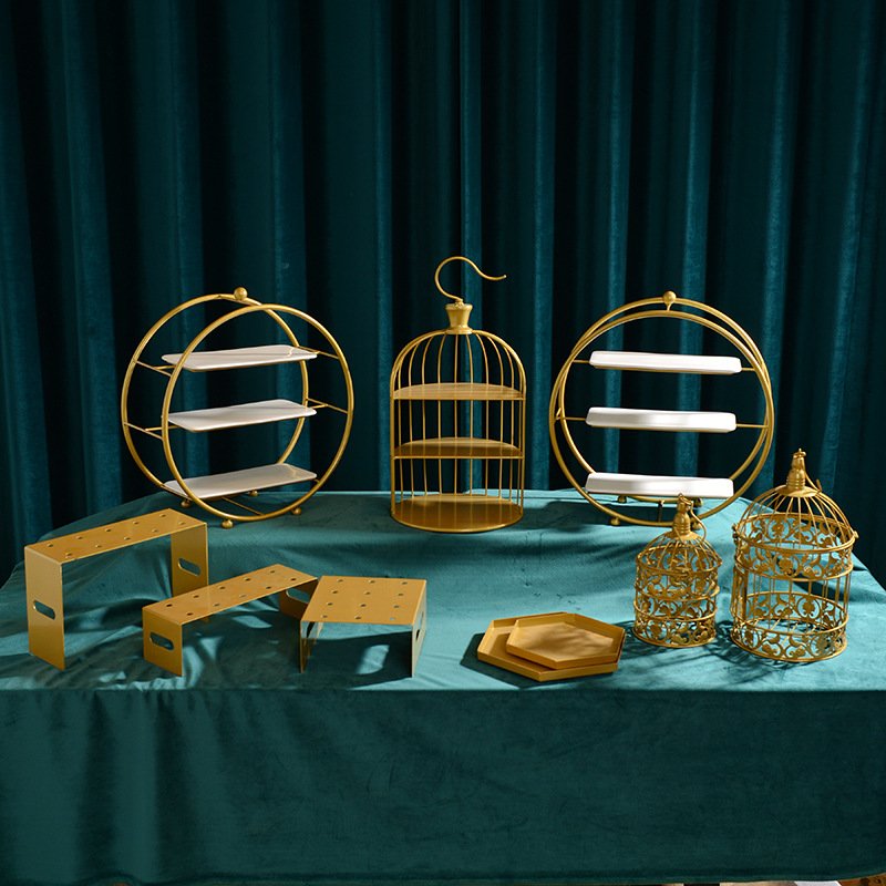 Luxury Cup cakes dessert gold cake stand set metal display stands supplies cake decorating tools