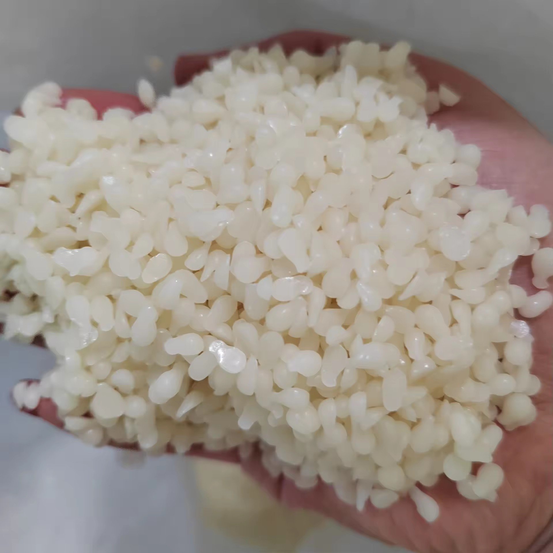 Early Riser White Beeswax Wholesale Aromatherapy Candle Raw Material Custom Processing Lipstick Lipstick Yellow Beeswax