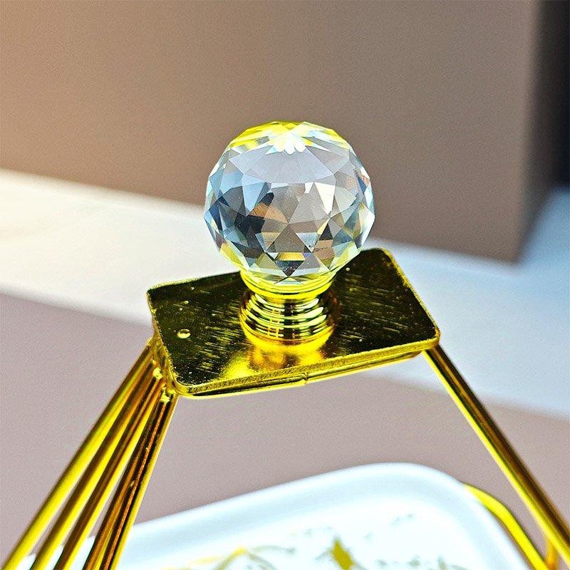 New Sale Luxurious Golden Storage Rack Dessert Cakes Display Iron Bird Cage Triangle Cake Stand